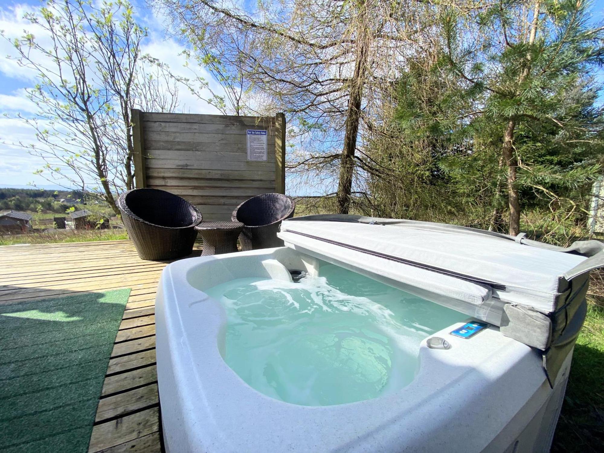 Blair Tiny House With Private Hot Tub - Fife - Loch Leven - Lomond Hills Villa Dunfermline Luaran gambar